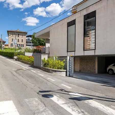 Comfort House In Centro Wifi, Box, Ascensore Apartamento