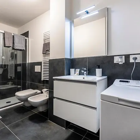 Apartamento Comfort House In Centro Wifi, Box, Ascensore